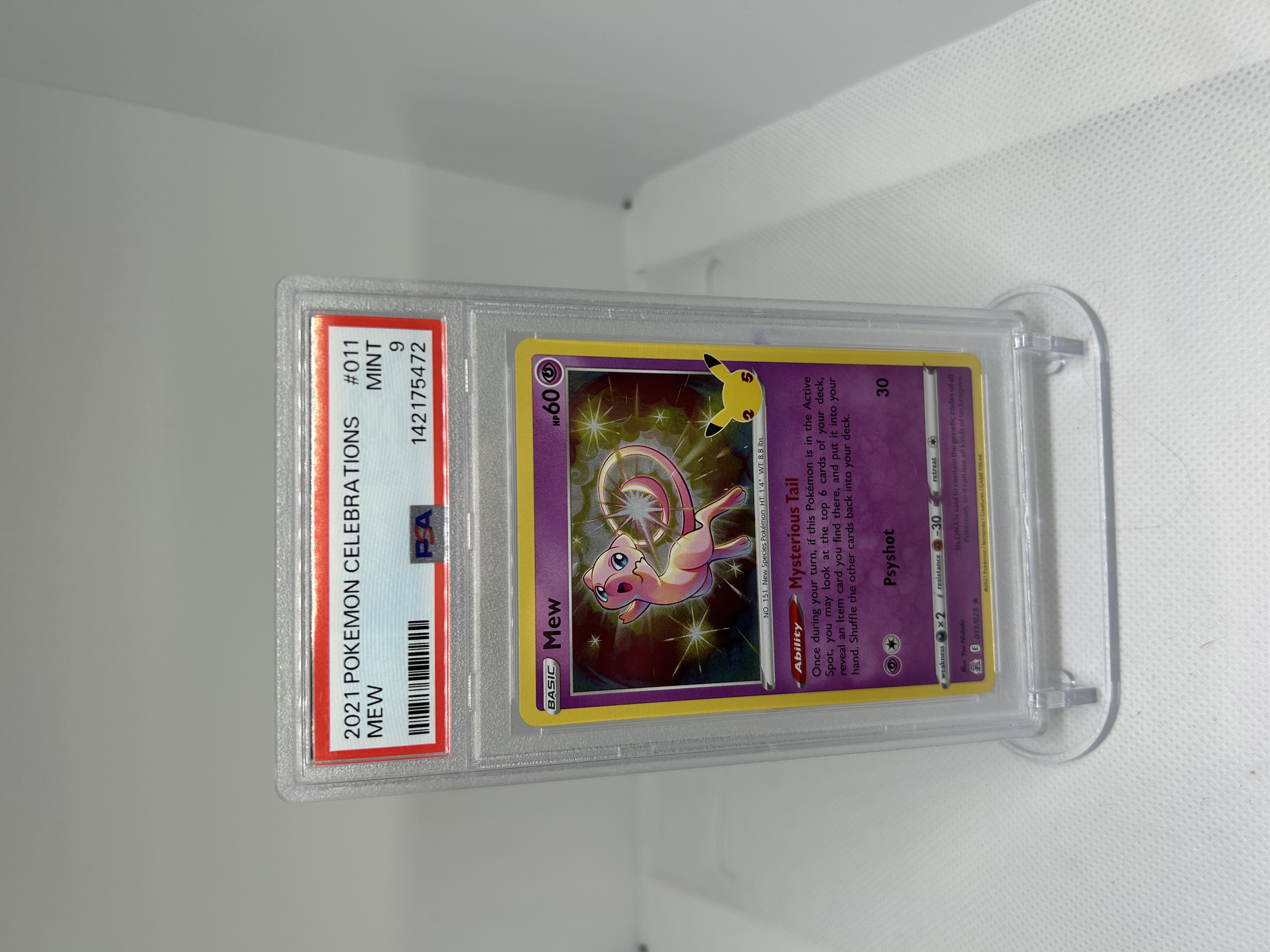 2021 mew pokemon card 2021 Pokemon Mew V 250/264 Fusion Strike CGC 9 Mint Full Art PSA