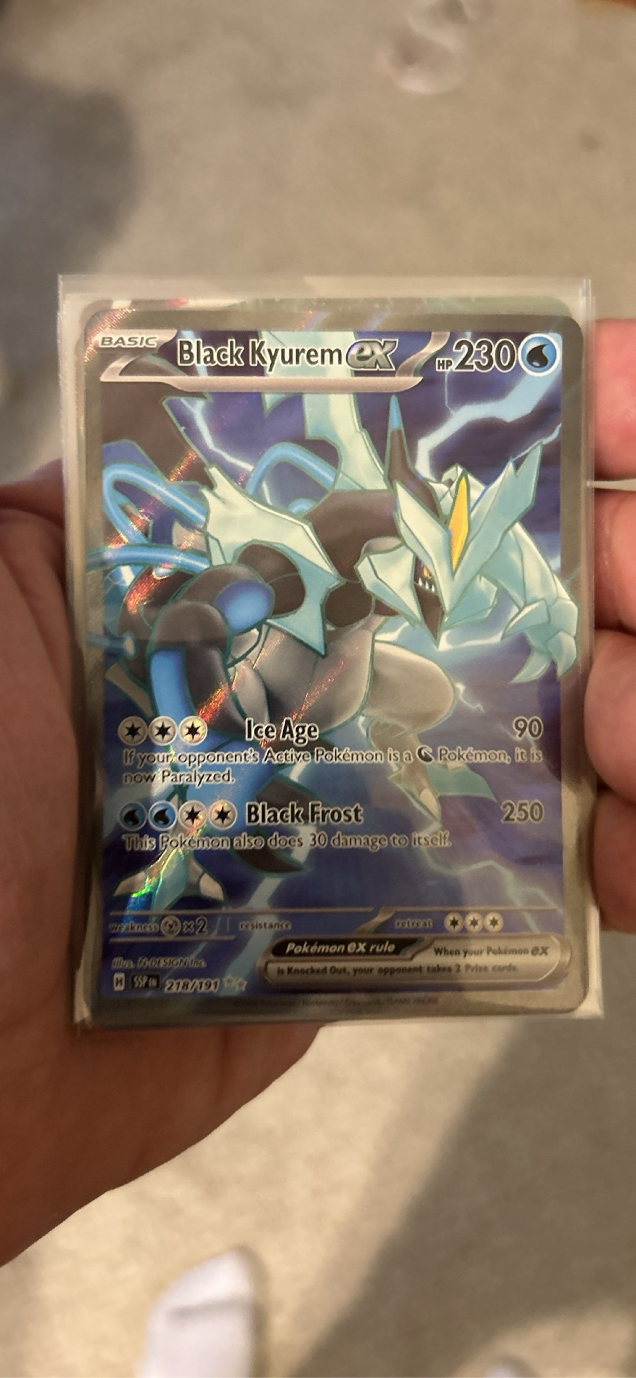 pokemon cards black kyurem ex 165/086 - Holofoil SV Bolt Stock image Pokemon Card Kyurem ex SR
